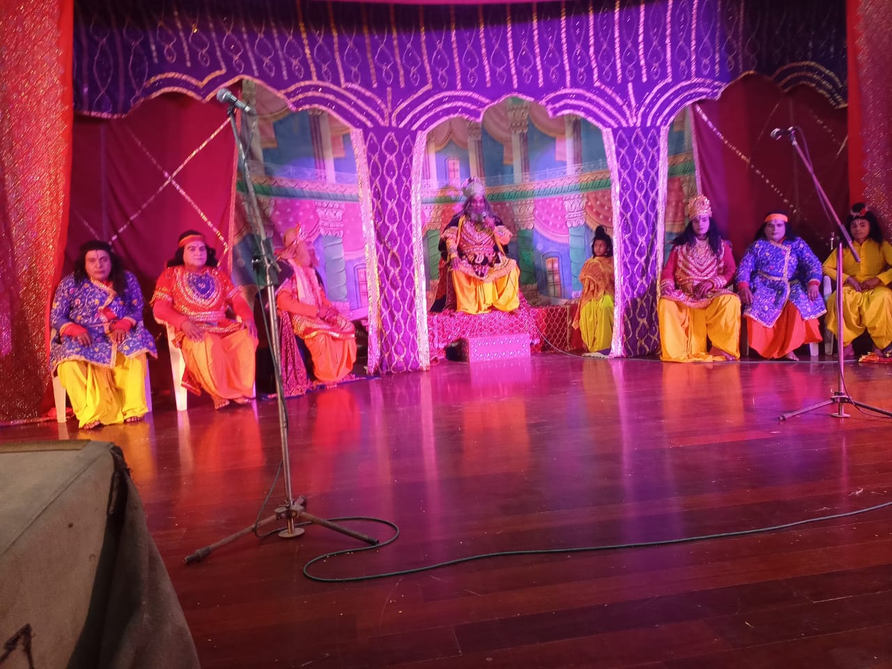 आदर्श श्री विश्वेश्वर रामलीला समिति मगराज मैहर मध्य प्रदेश श्री रावण वध राज्य अभिषेक बंदर विदाई  14/2/2026 लीला प्रस्तुत की गयी